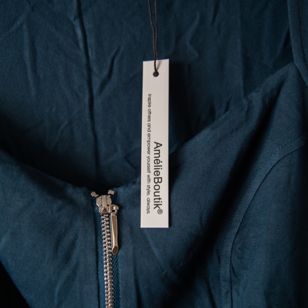 AMELIE BOUTIK LONG SLEEVE SHIRT - NWT